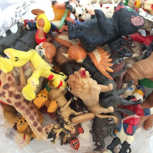 Tiere aus kunststoff - tiere,